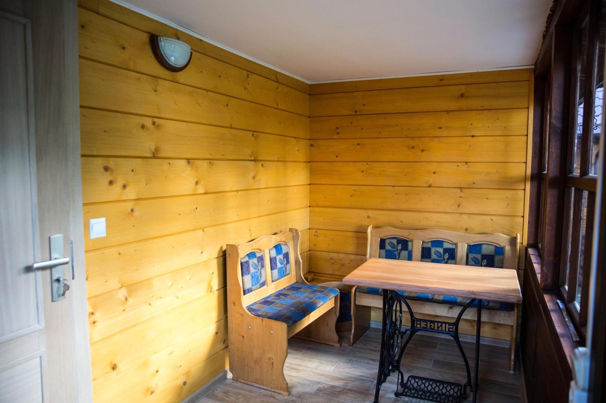 Domek Pod Klonem Agroturystyka Białowieża Exteriör bild