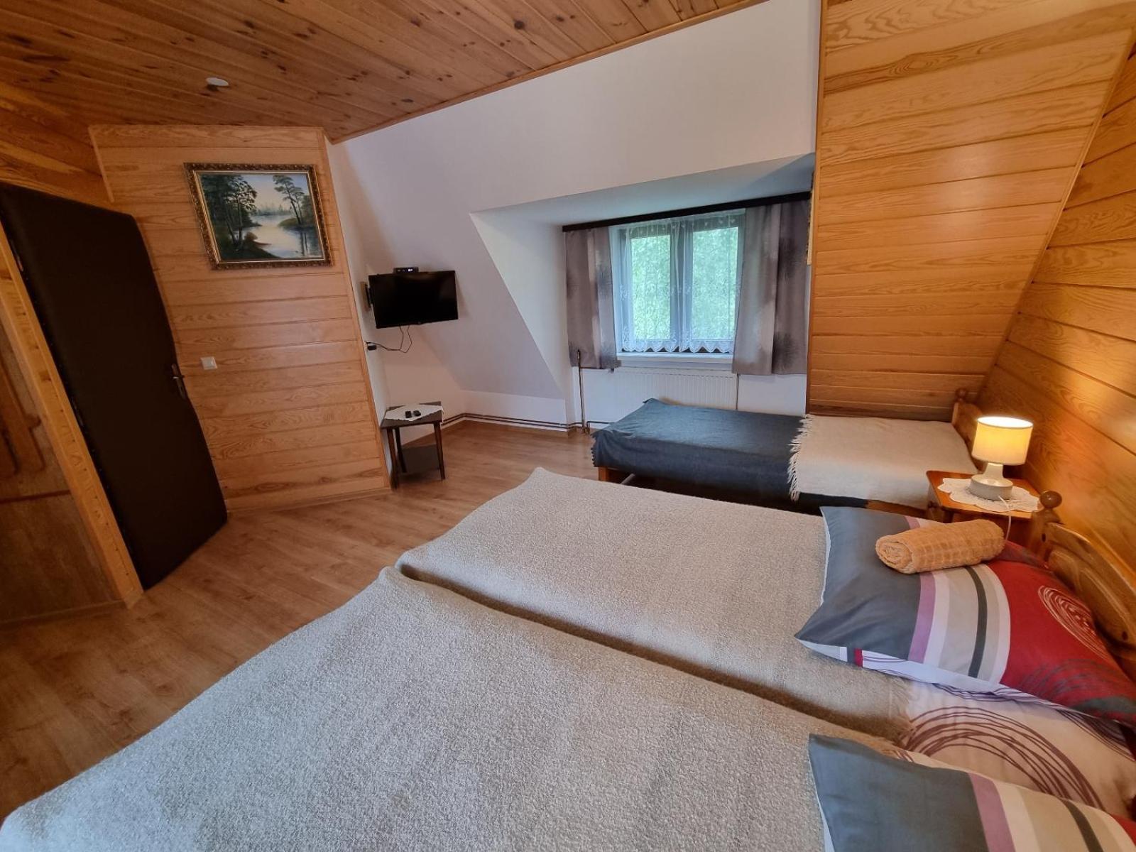 Domek Pod Klonem Agroturystyka Białowieża Exteriör bild